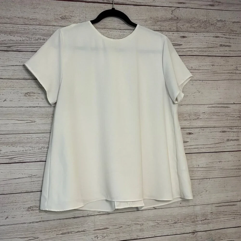 Uniqlo A-Line White Top Sz Med - Picture 2 of 6